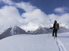 Avec toute la neige et le risque 4 d'avalanche, on fait une toute petite rando 