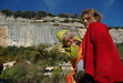 Les Seguins, charmant 'hameau' au pied des falaises de Buoux