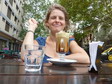 Amanda et son tant attendu cafe frio