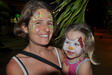...pendant que maman se fait maquiller